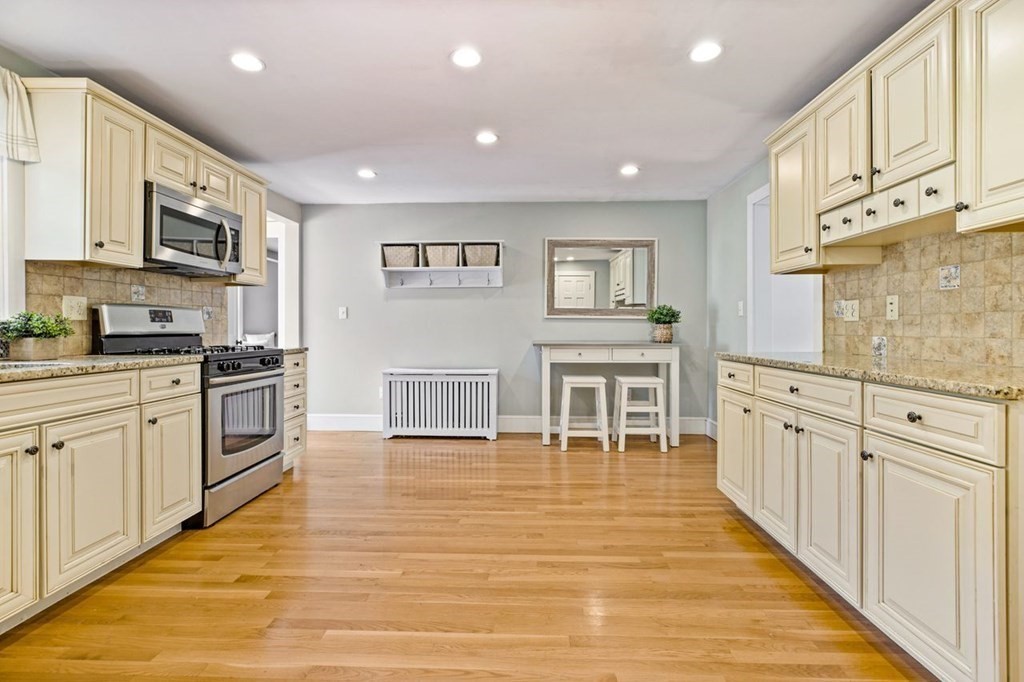 38 Common Street Scituate, MA 02066 - Photo 2 of 38