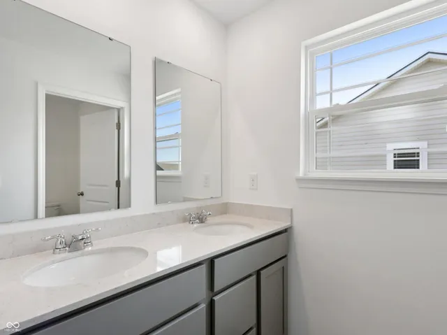 $374,900 | 9119 Steinbeck Lane, Indianapolis, IN 46239