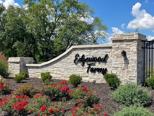 $374,900 | 9119 Steinbeck Lane, Indianapolis, IN 46239