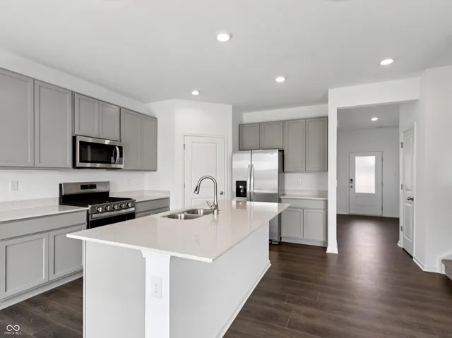 $374,900 | 9119 Steinbeck Lane, Indianapolis, IN 46239