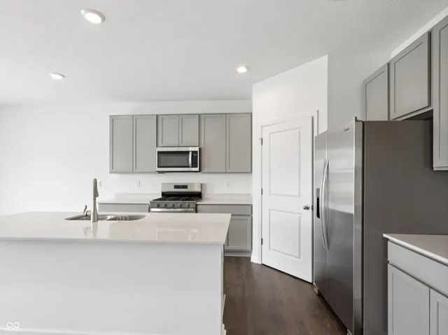 $374,900 | 9119 Steinbeck Lane, Indianapolis, IN 46239