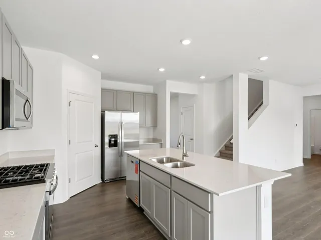 $374,900 | 9119 Steinbeck Lane, Indianapolis, IN 46239