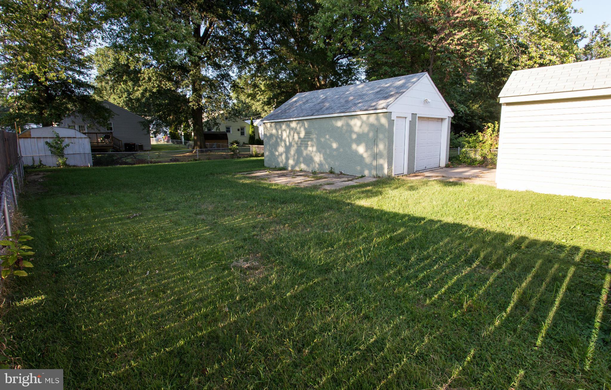 938 Martin Road Baltimore, MD 21221 - Photo 4 of 28 Exterior (Rear)
