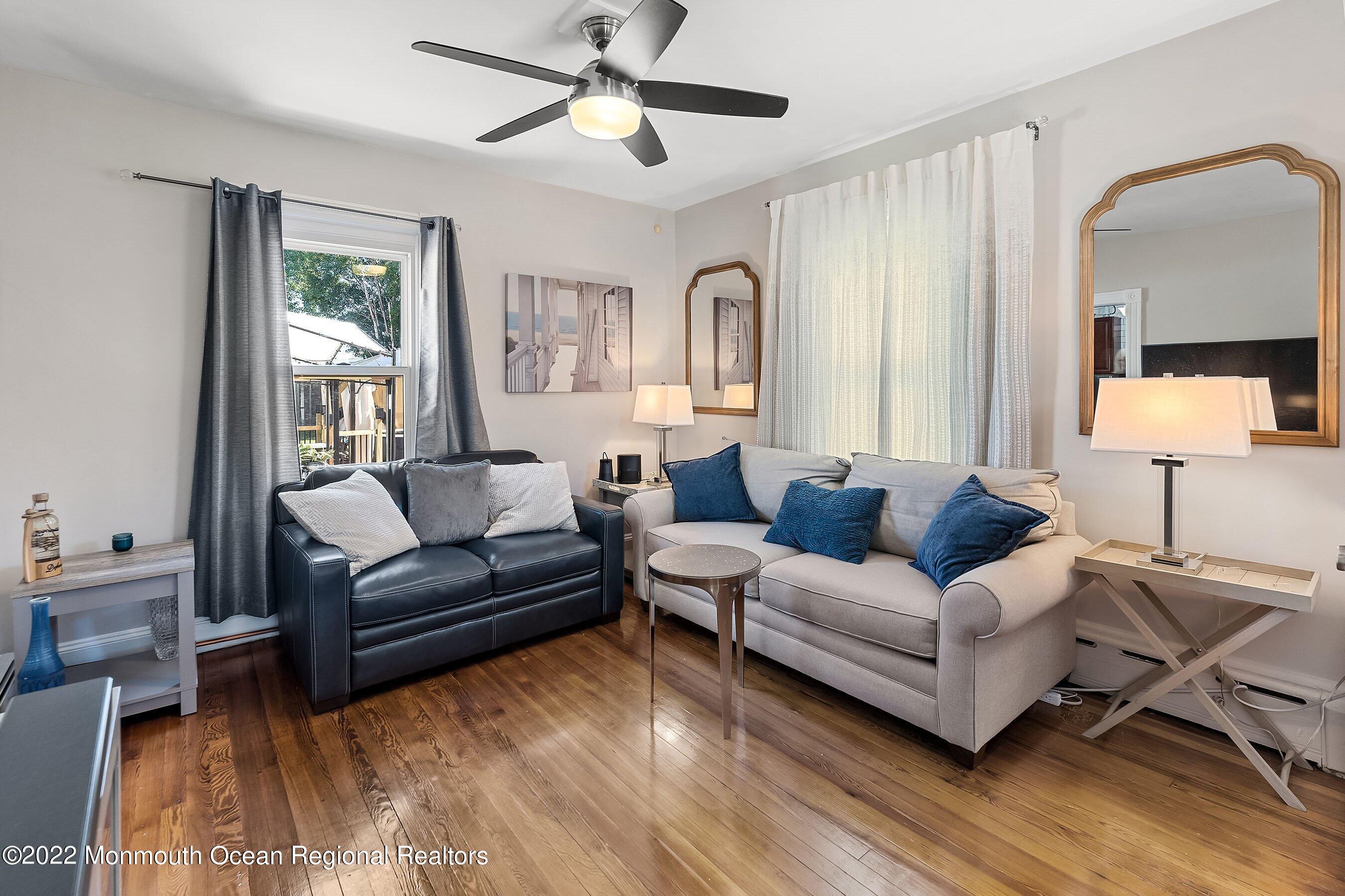 167 1st Street Keyport, NJ 07735 - Photo 7 of 31 Living room