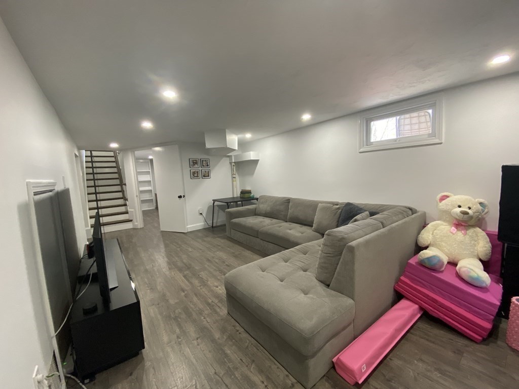 12 Greensboro Road Dedham, MA 02026 - Photo 25 of 36 Gallery Image 25