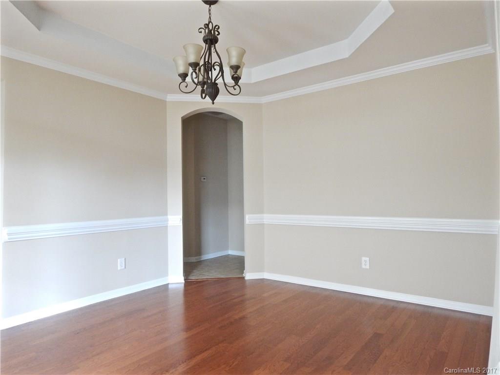 5816 Cactus Valley Road Charlotte, NC 28277 - Photo 4 of 25 Gallery Image 4