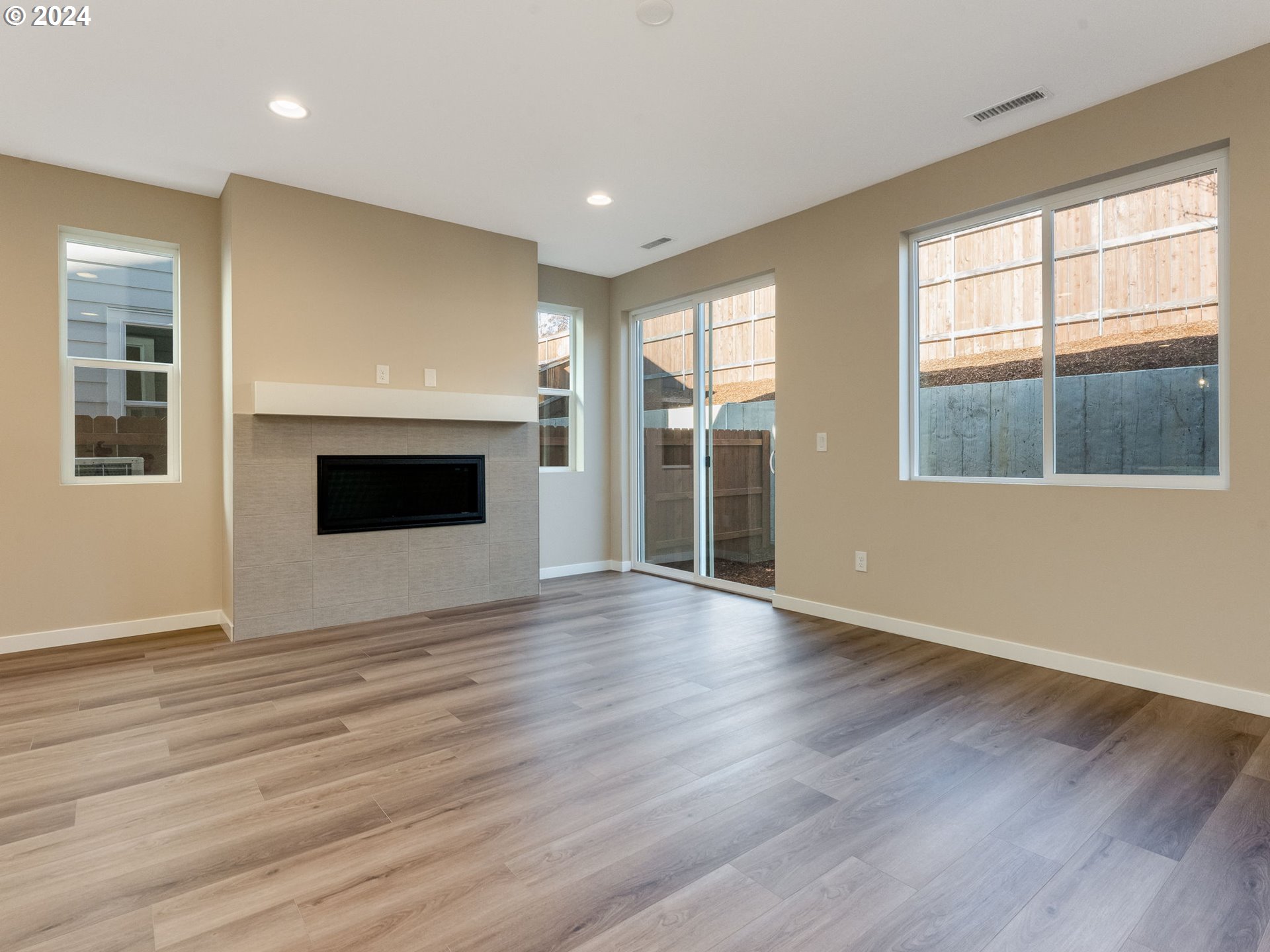706 Northwest 178th Street Ridgefield, WA 98642 - Photo 13 of 39