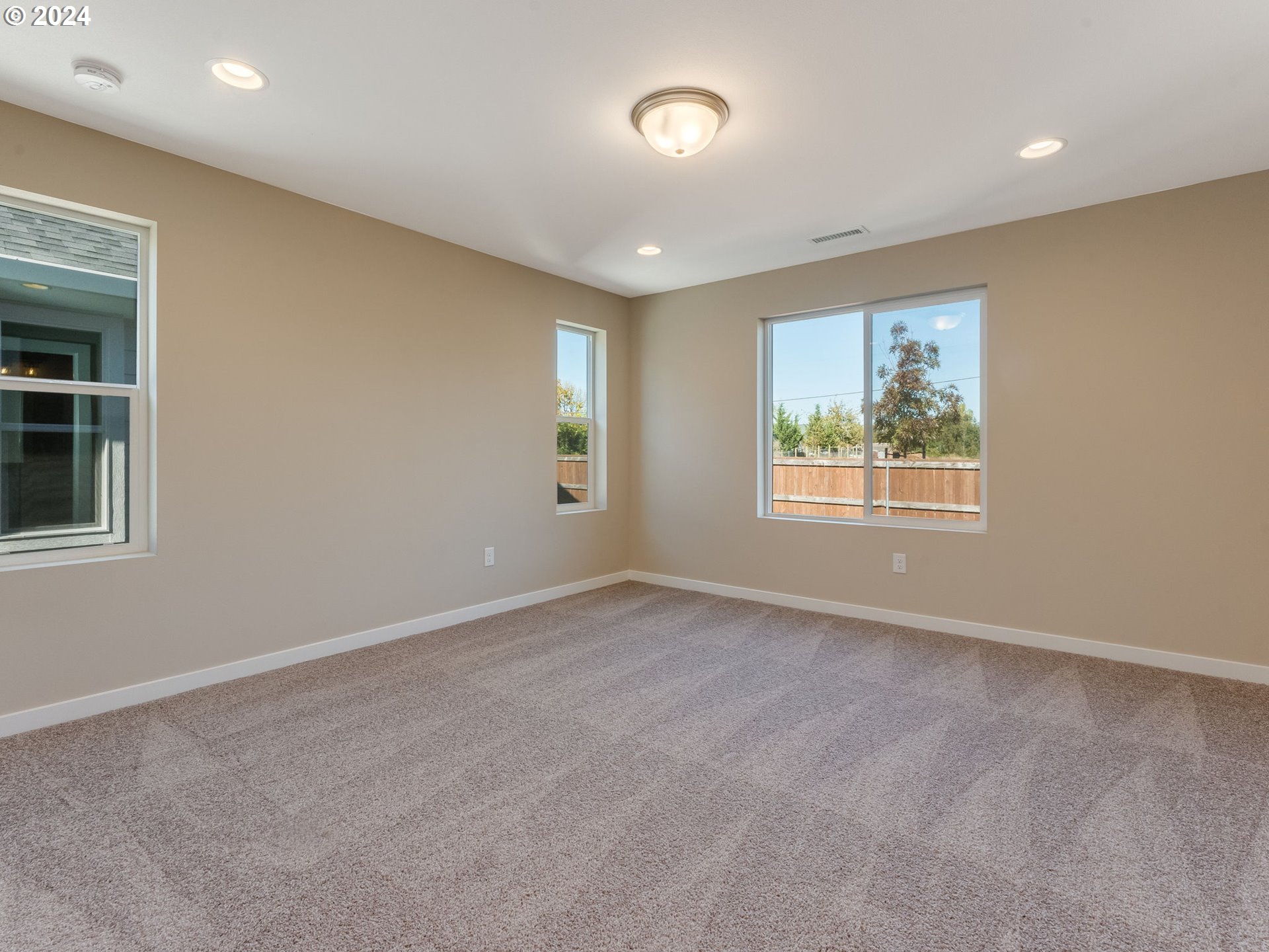 706 Northwest 178th Street Ridgefield, WA 98642 - Photo 27 of 39