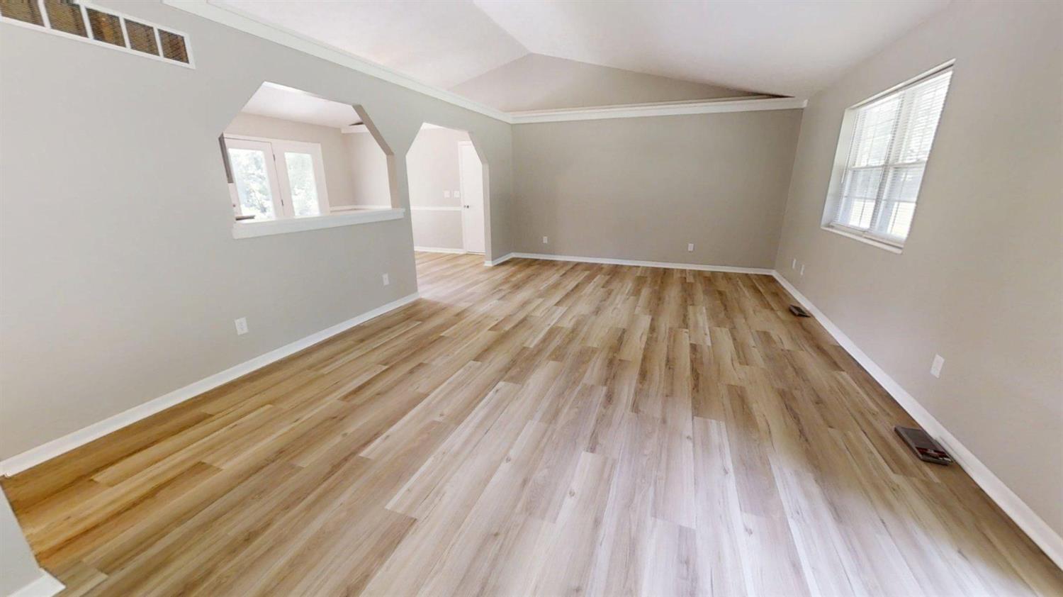 11173 Little Duck Creek Road Metamora, IN 47030 - Photo 4 of 44