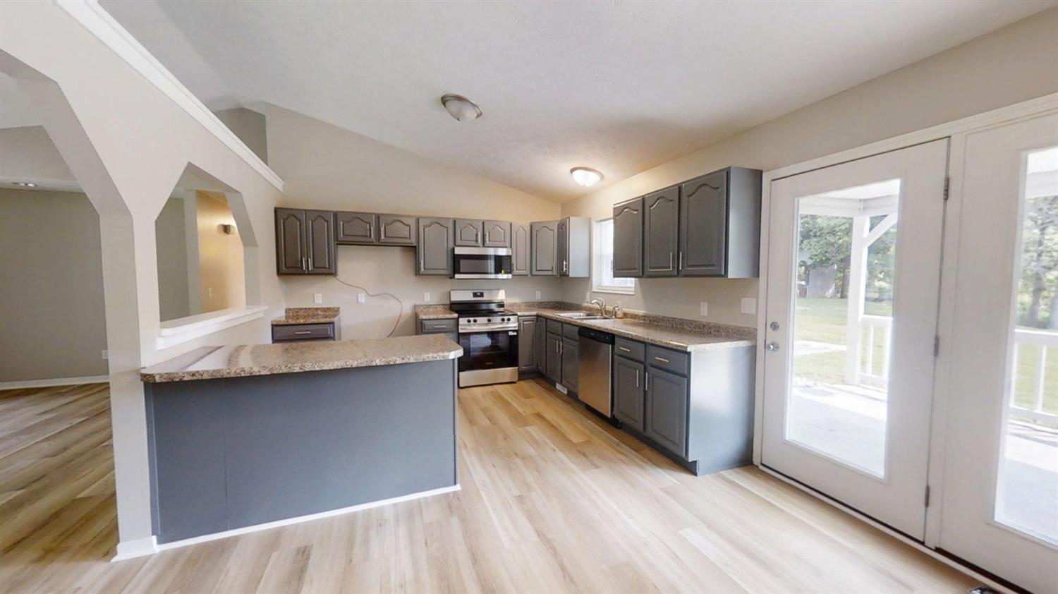 11173 Little Duck Creek Road Metamora, IN 47030 - Photo 6 of 44