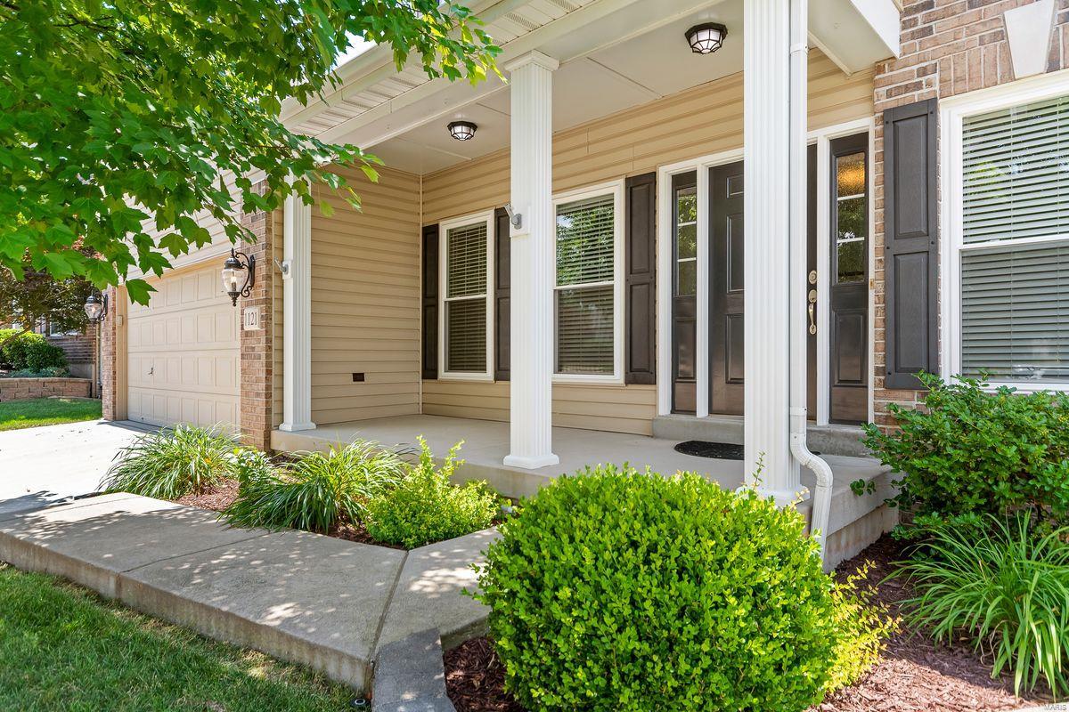1121 Talbridge Way St. Charles, MO 63303 - Photo 2 of 34