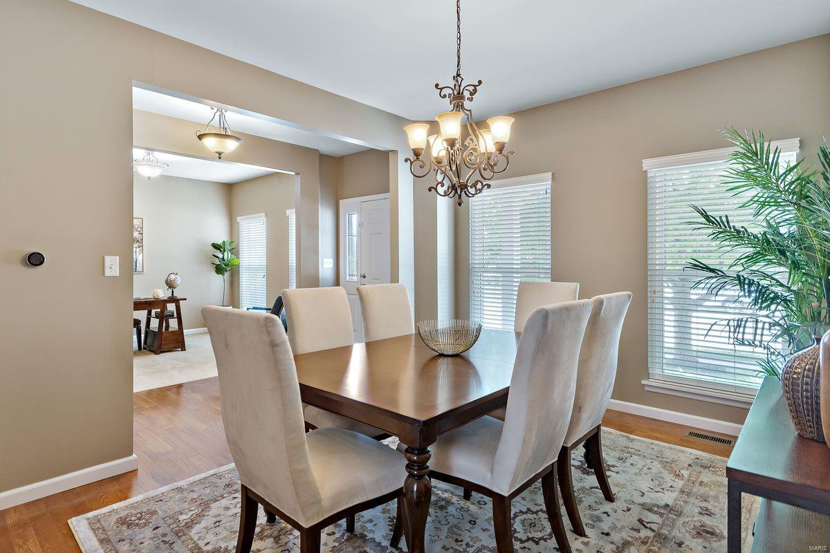 1121 Talbridge Way St. Charles, MO 63303 - Photo 8 of 34