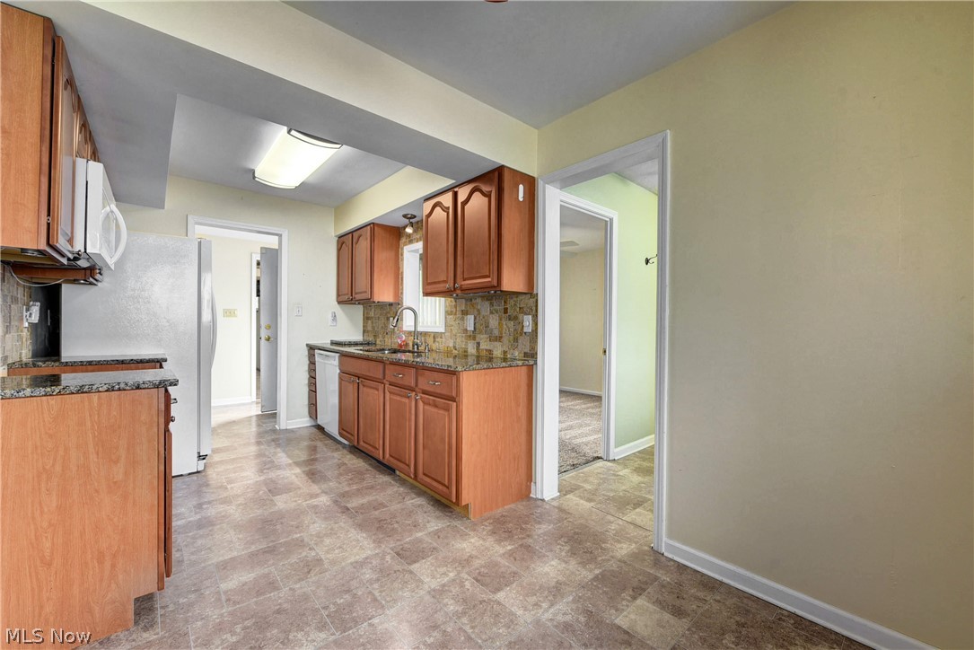 7566 Ragall Parkway Cleveland, OH 44130 - Photo 13 of 48 Gallery Image 13