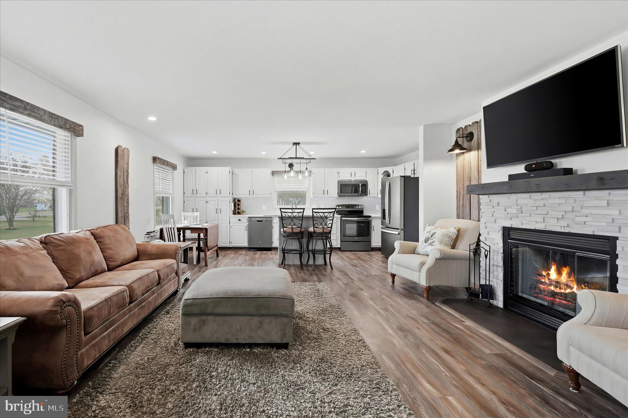 2171 Oranda Road Strasburg, VA 22657 - Photo 12 of 69 Room for multiple furniture configurations