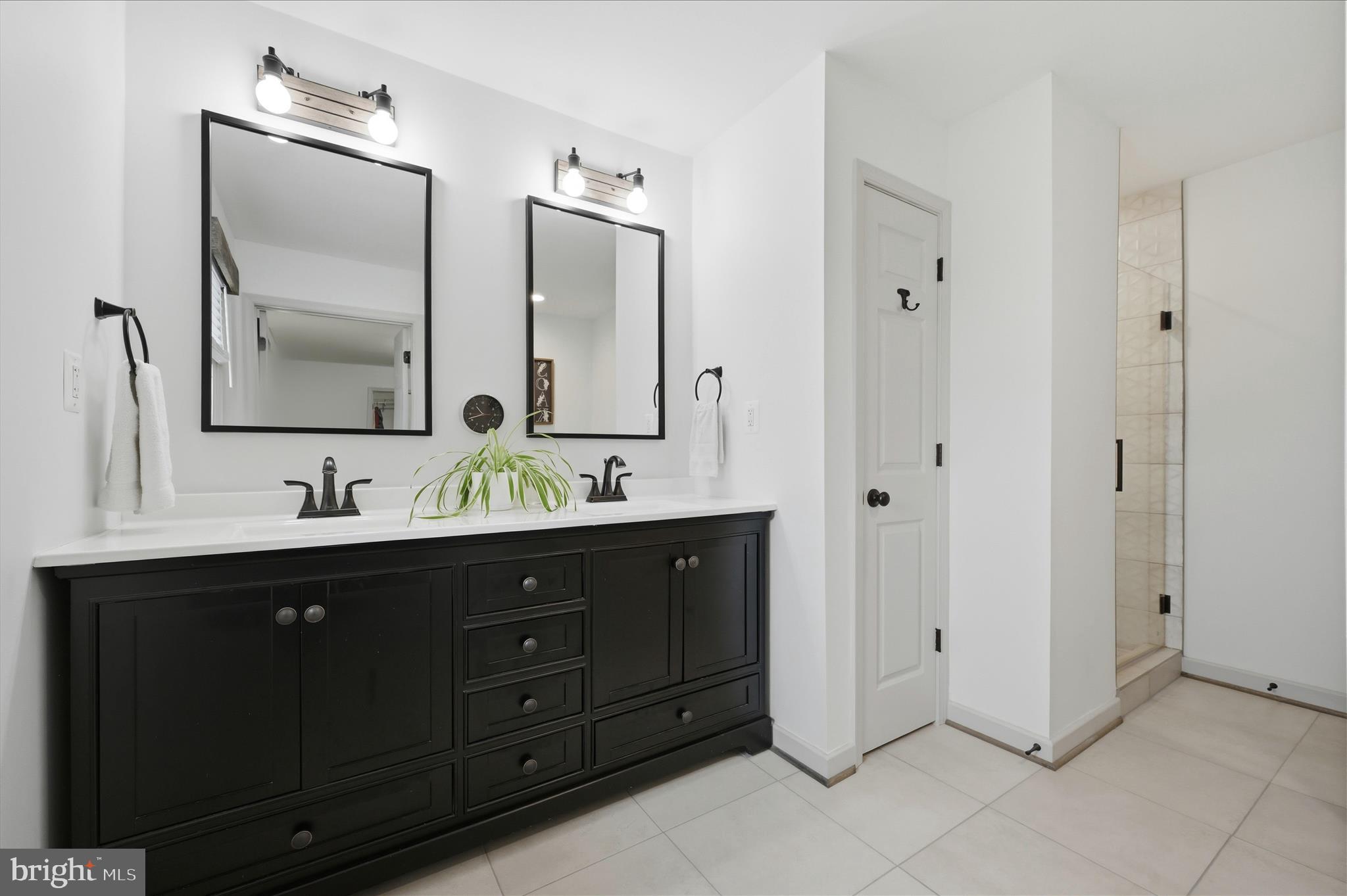 2171 Oranda Road Strasburg, VA 22657 - Photo 28 of 69 Primary Bathroom is a calm retreat