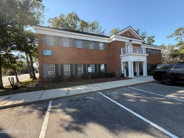 $3,500 | 4455 Baymeadows Road, Jacksonville, FL 32217