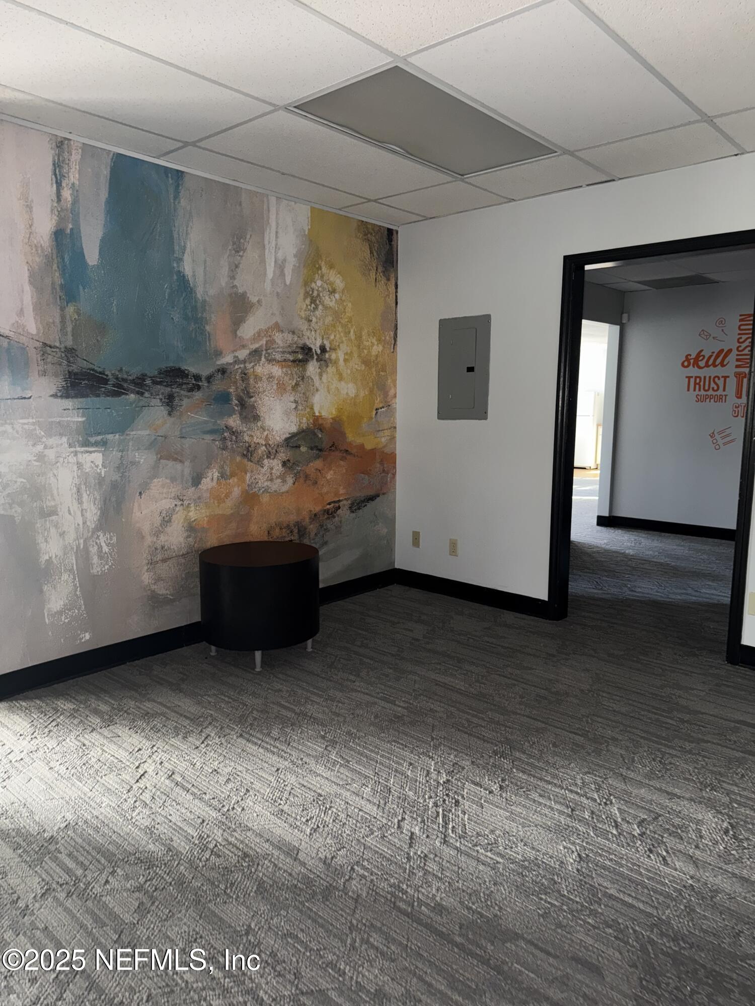 4455 Baymeadows Road Jacksonville, FL 32217 - Photo 3 of 13 Waiting room