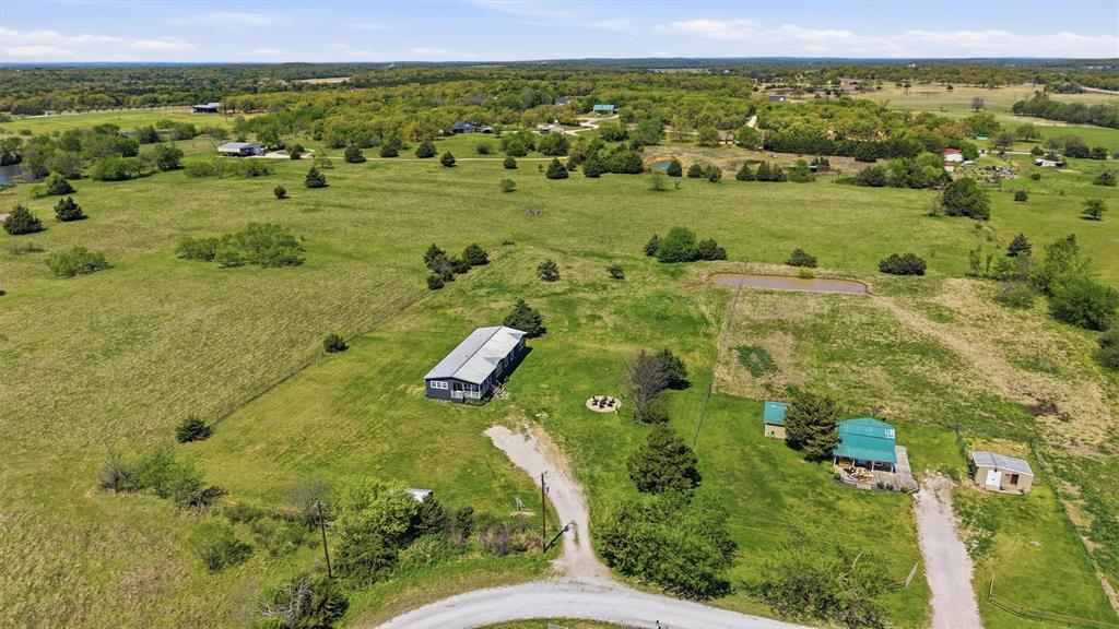 249 Mt Pleasant Road Valley View, TX 76272 - Photo 34 of 40