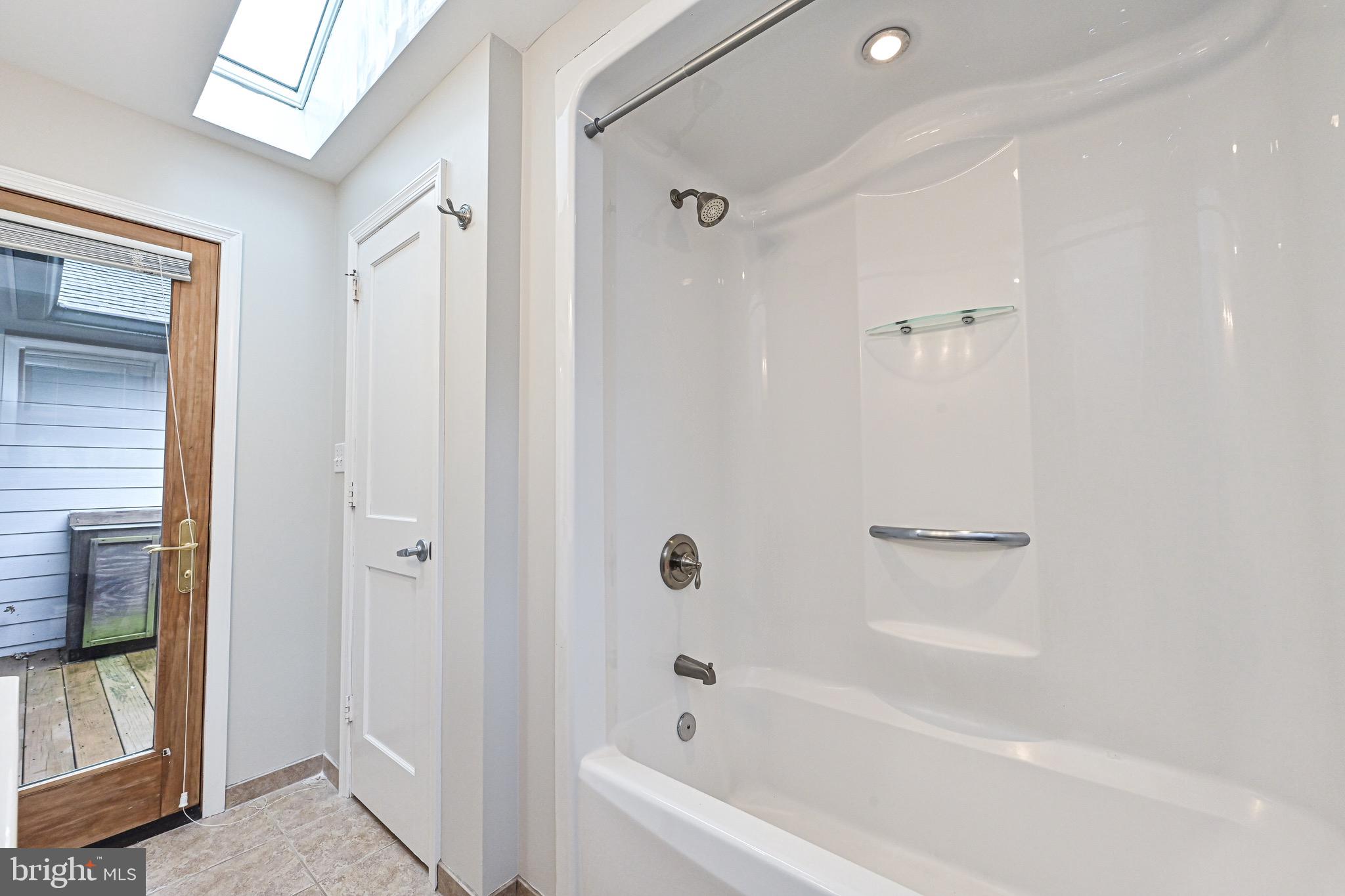 8006 Jackson Road Alexandria, VA 22308 - Photo 23 of 47