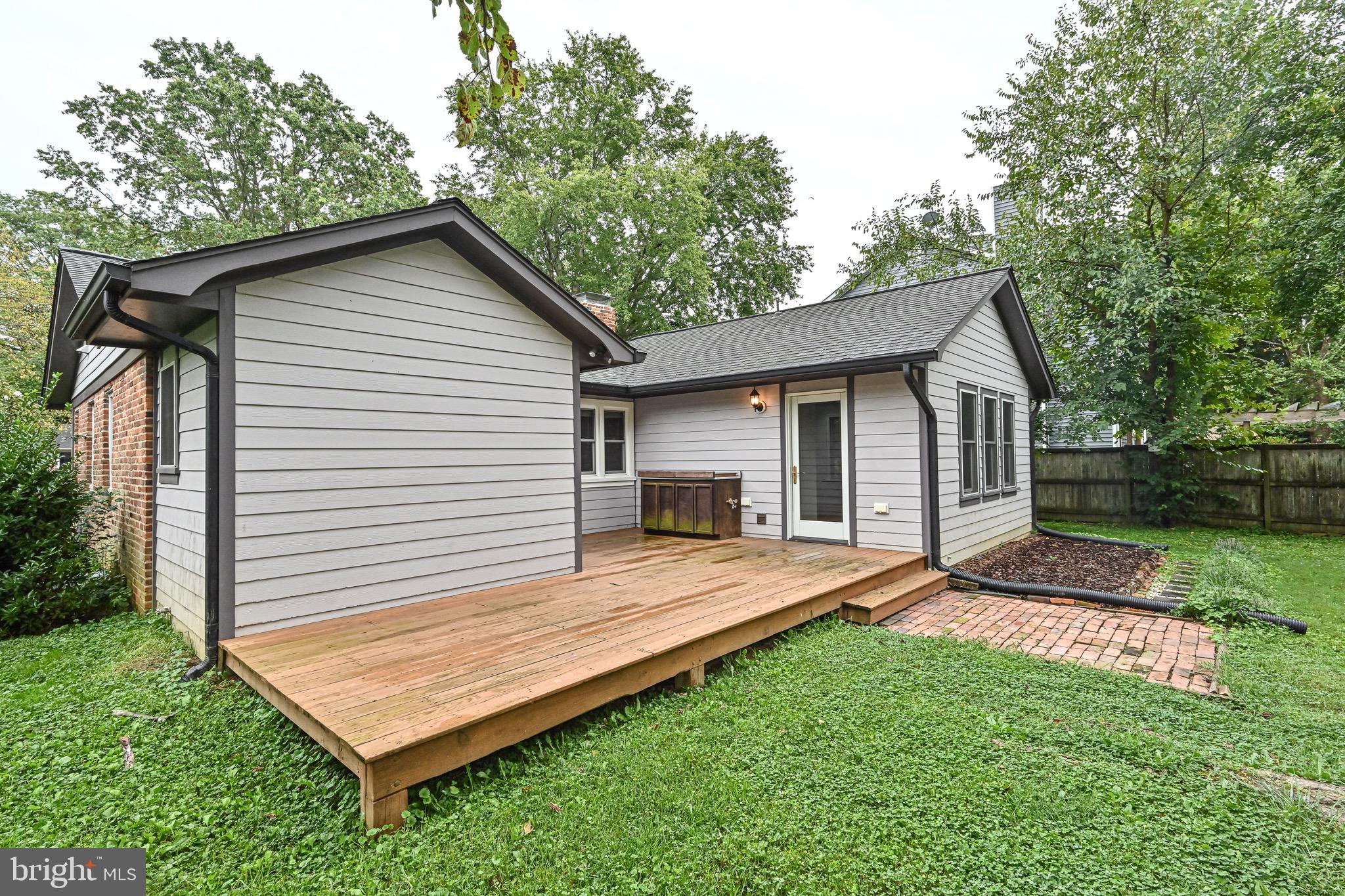 8006 Jackson Road Alexandria, VA 22308 - Photo 43 of 47