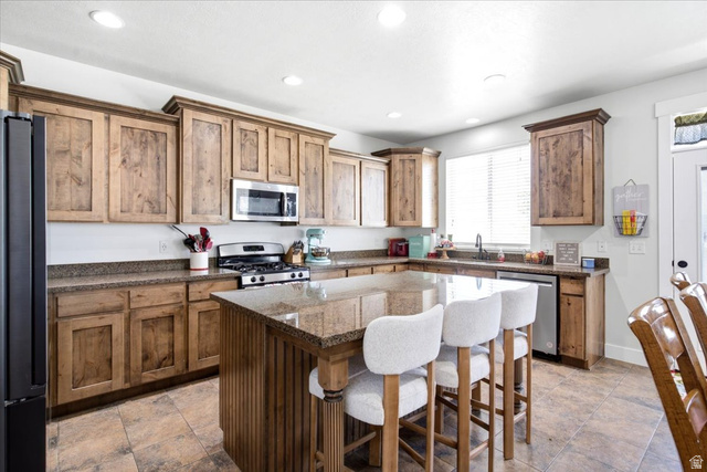 7145 Ridge Road Lake Point, UT 84074 - Photo 12 of 50