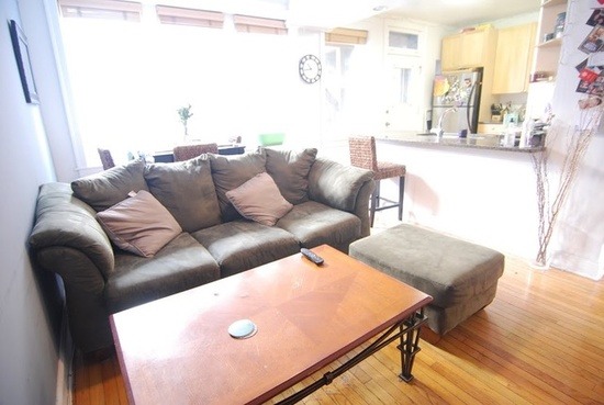 2234 West Roscoe Street, Unit 2 Chicago, IL 60618 - Photo 4 of 11
