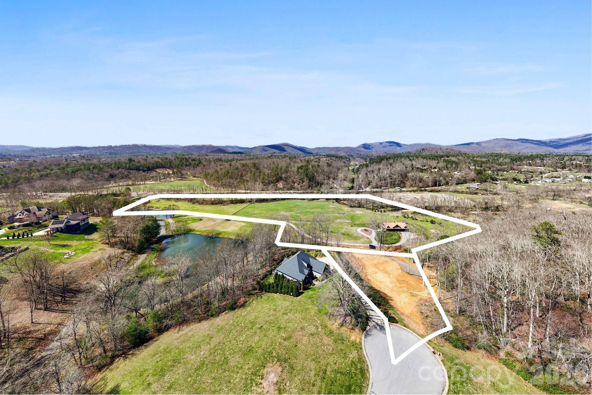 27 Falling Star Court Fletcher, NC 28732 - Photo 2 of 9