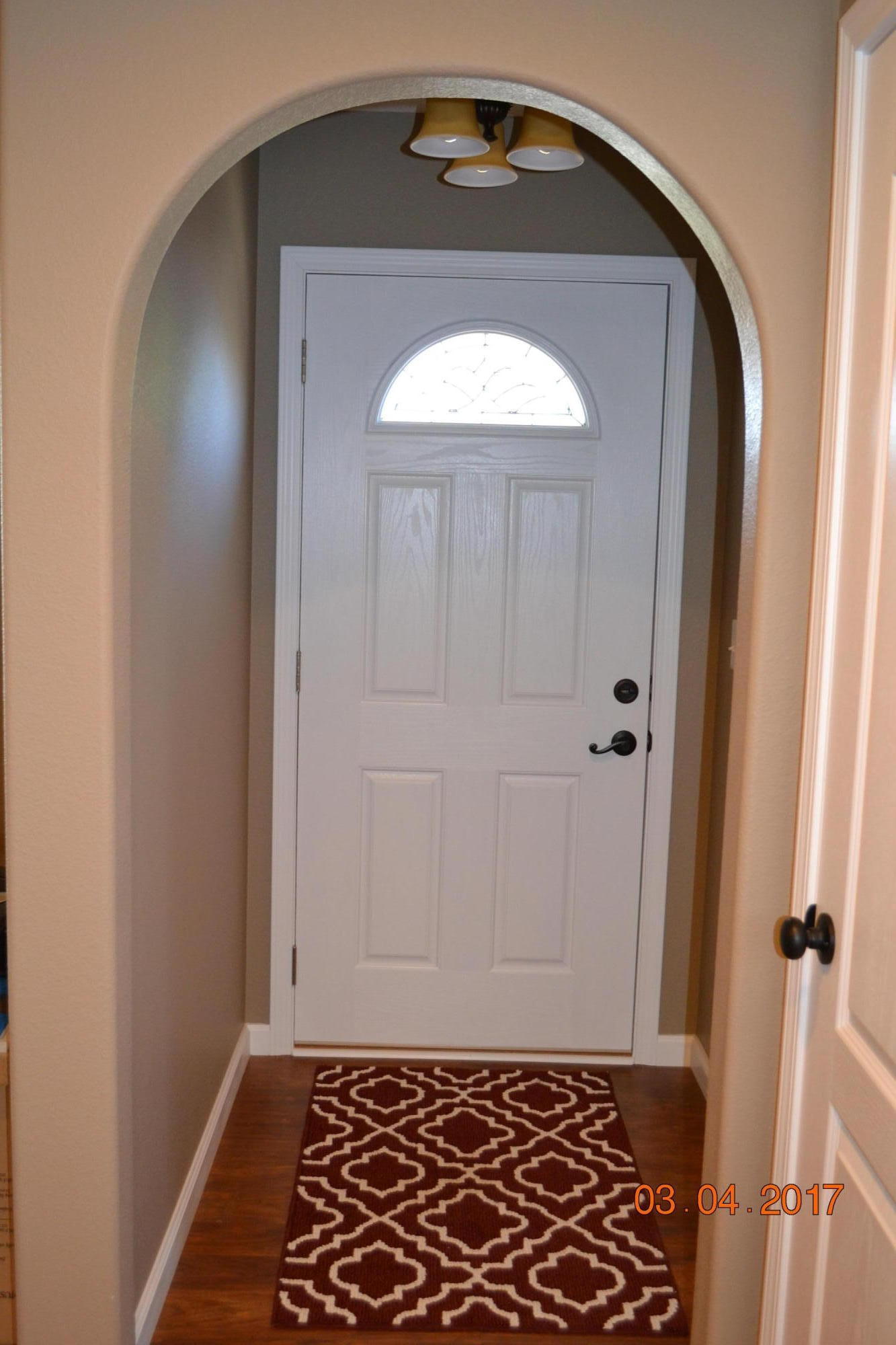 1011 Ashburn Road Monterey, TN 38574 - Photo 3 of 26 Entrance