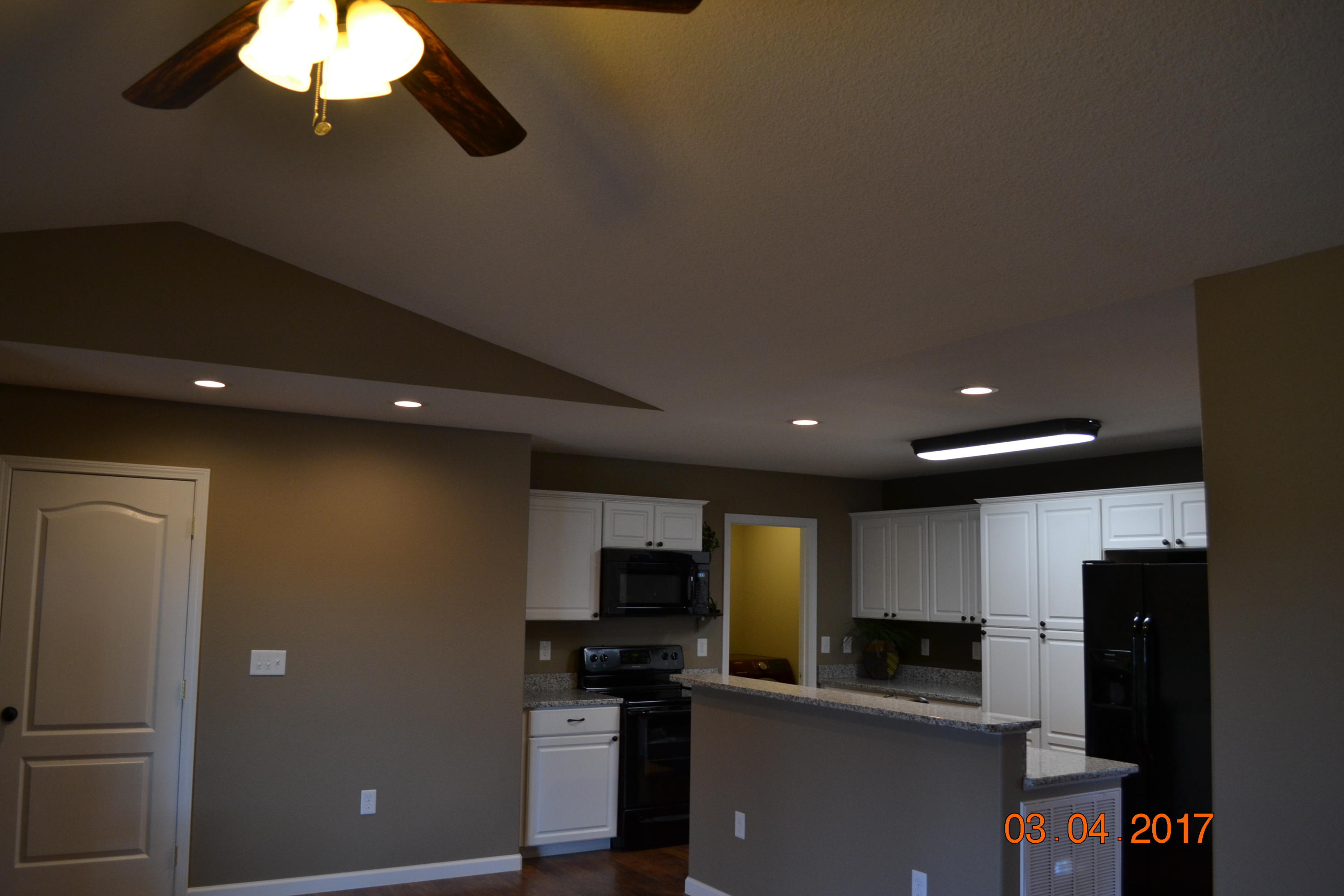 1011 Ashburn Road Monterey, TN 38574 - Photo 9 of 26 Kitchen