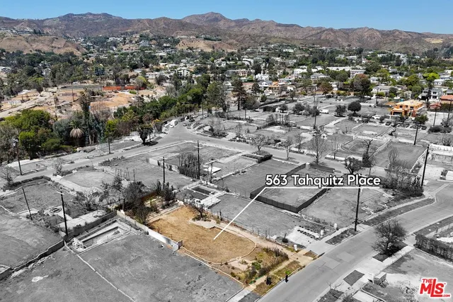 $1,800,000 | 563 North Tahquitz Place, Pacific Palisades, CA 90272