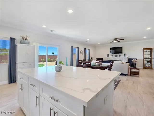 $519,900 | 5471 Lincolnwood Court, Pahrump, NV 89061