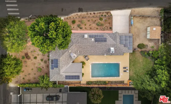 $1,599,000 | 6001 Oakdale Avenue, Woodland Hills, CA 91367