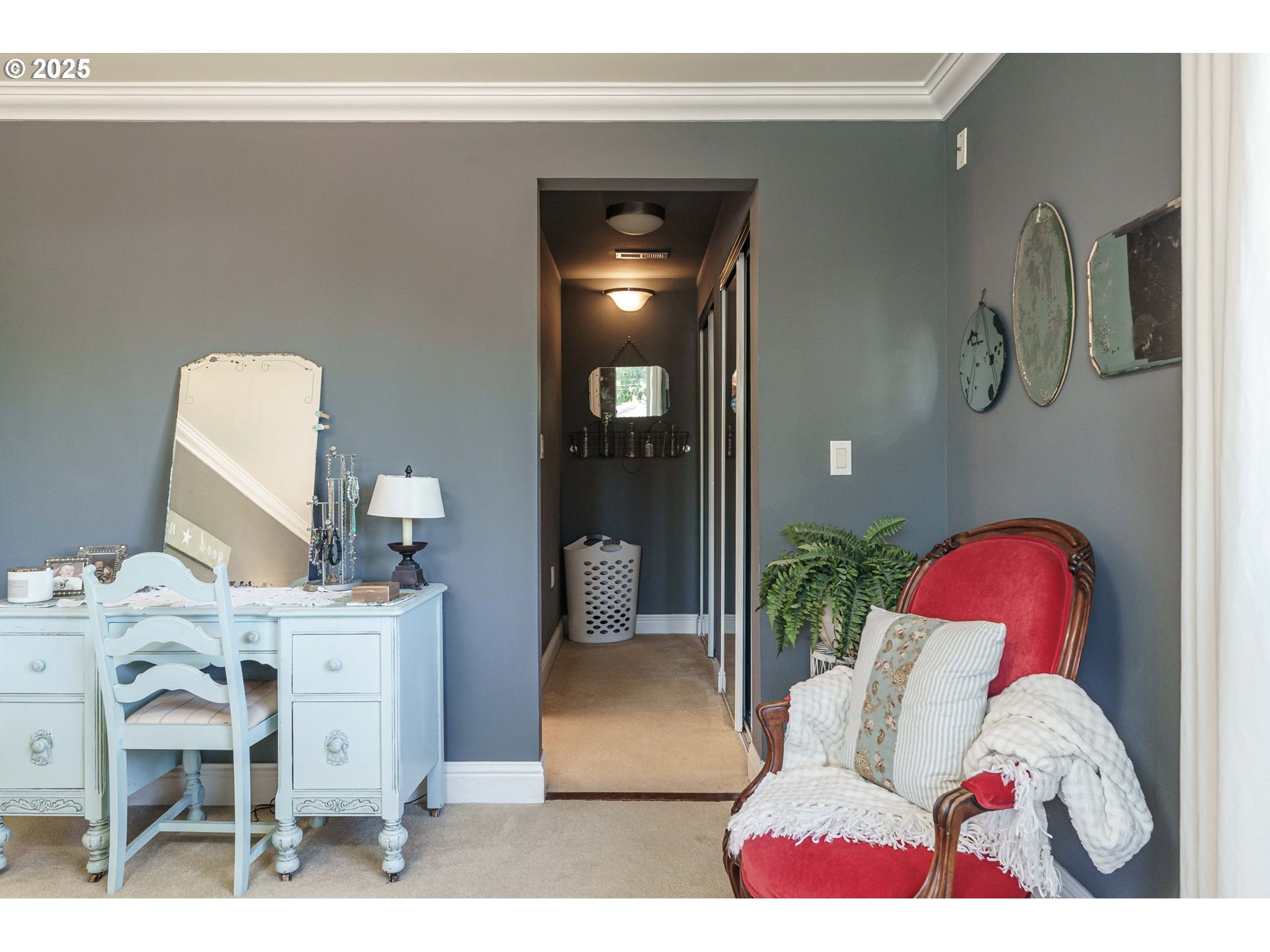 737 Northwest 20th Avenue Camas, WA 98607 - Photo 19 of 40 a living room with furniture and a potted plant