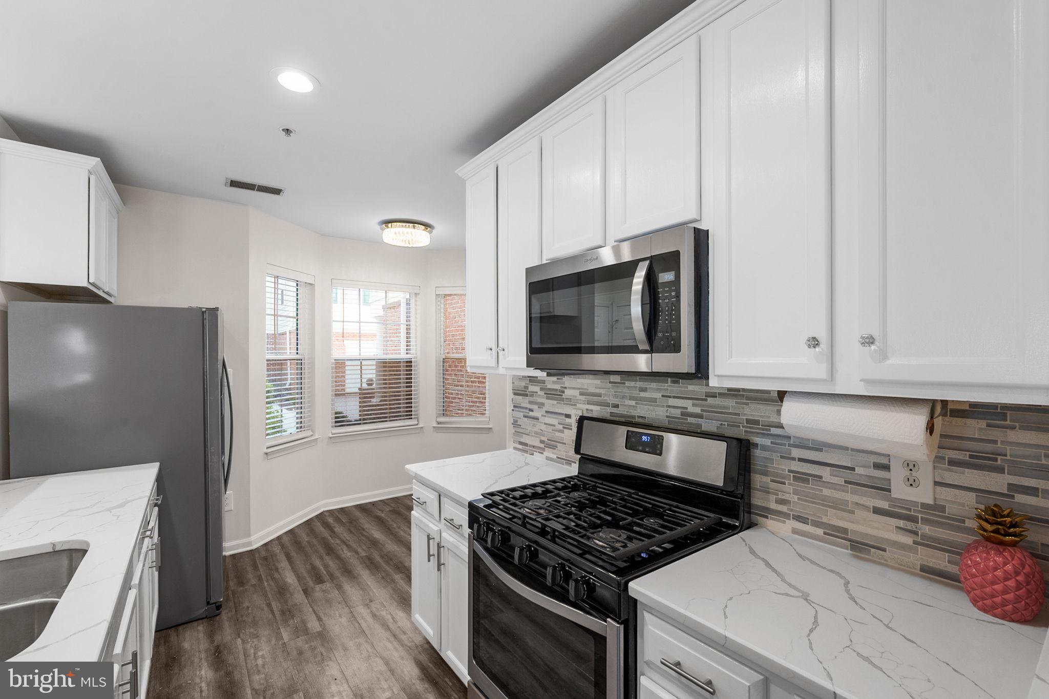25300 Lake Mist Square, Unit 101 Chantilly, VA 20152 - Photo 28 of 63
