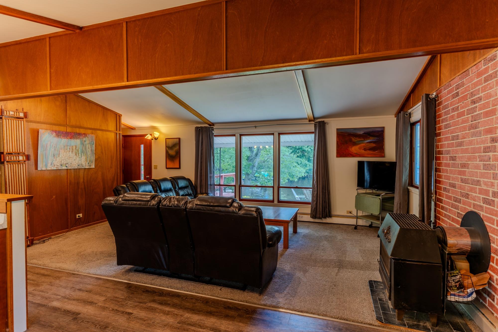4125 North Bay Road Rhinelander, WI 54501 - Photo 11 of 45 Gallery Image 11