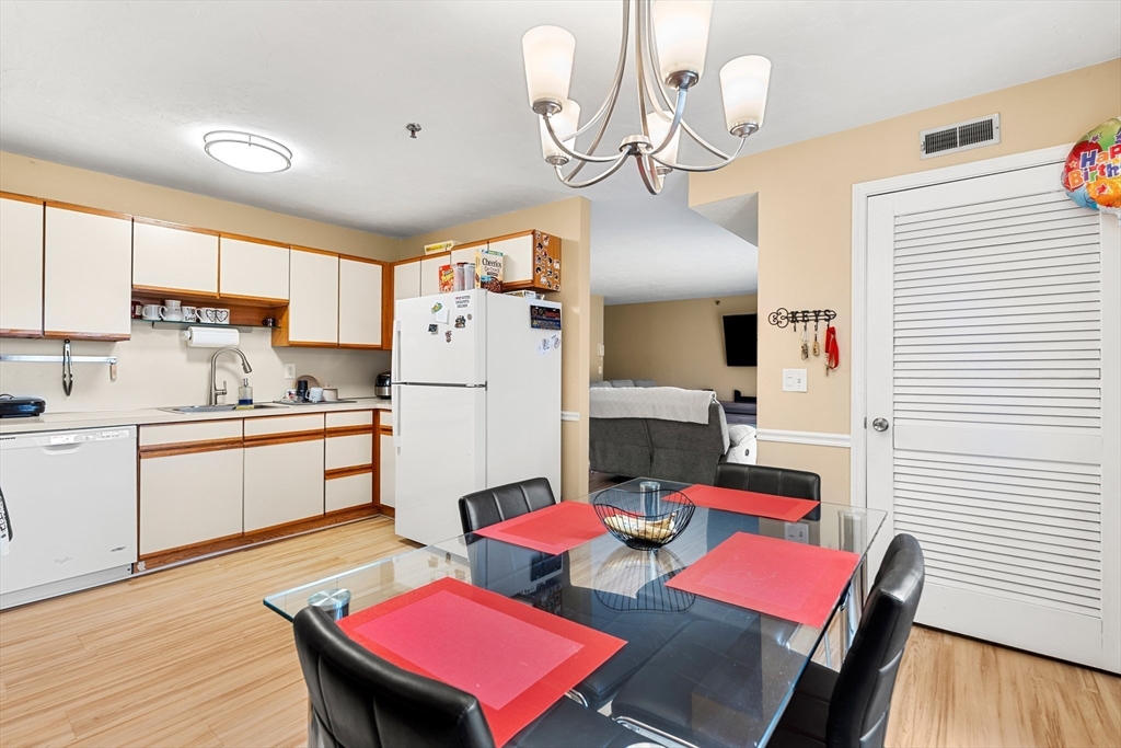 84 Tennis Plaza Road, Unit 33 Dracut, MA 01826 - Photo 12 of 24