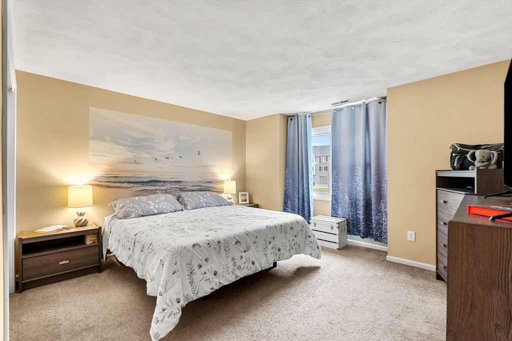 84 Tennis Plaza Road, Unit 33 Dracut, MA 01826 - Photo 15 of 24