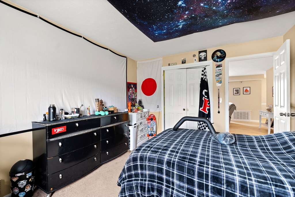 84 Tennis Plaza Road, Unit 33 Dracut, MA 01826 - Photo 19 of 24