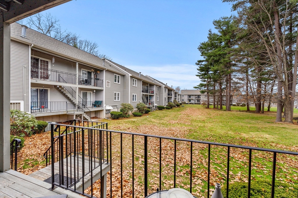84 Tennis Plaza Road, Unit 33 Dracut, MA 01826 - Photo 21 of 24