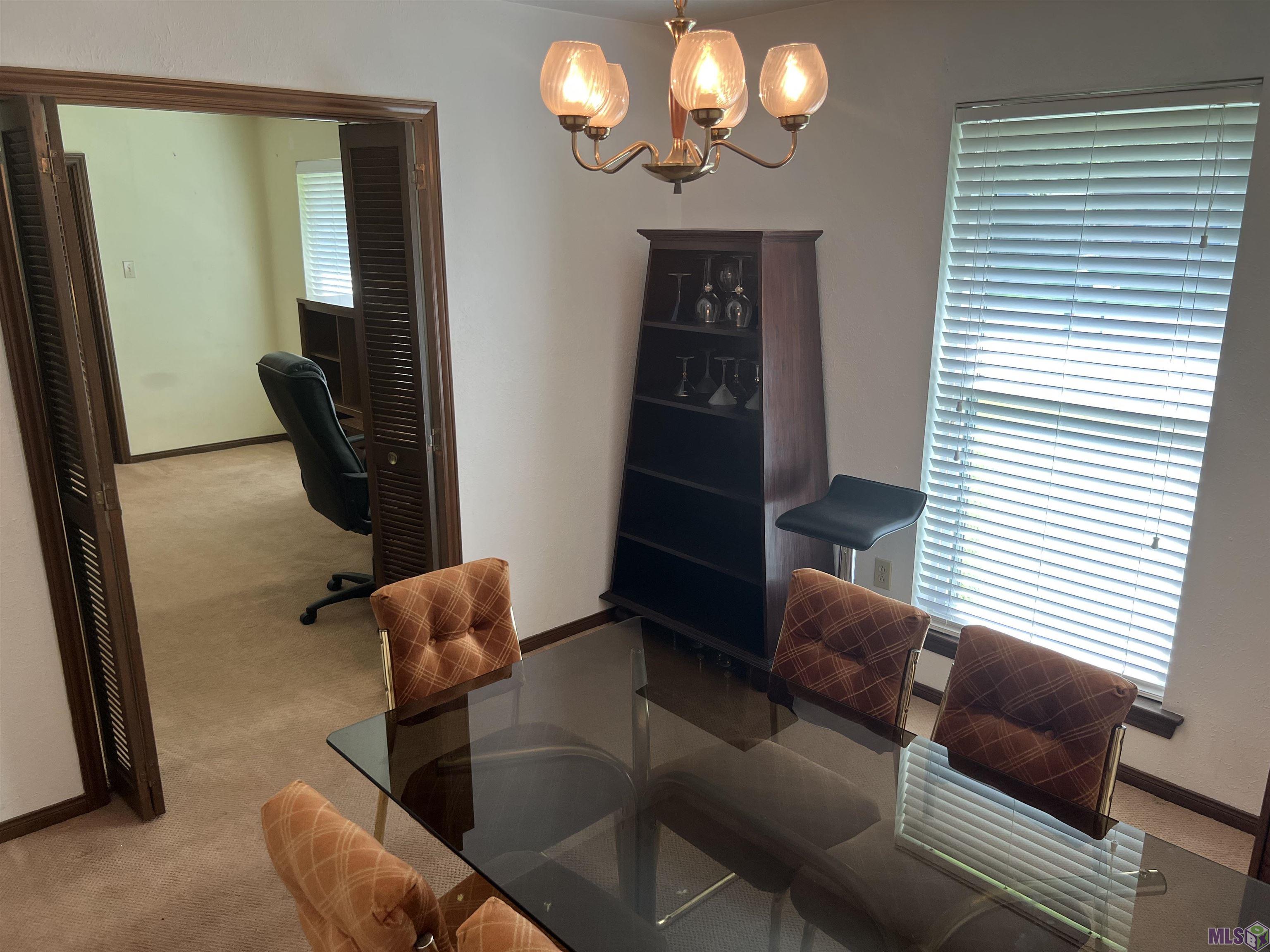 1122 Rue Crozat Baton Rouge, LA 70810 - Photo 3 of 21 Dining Room