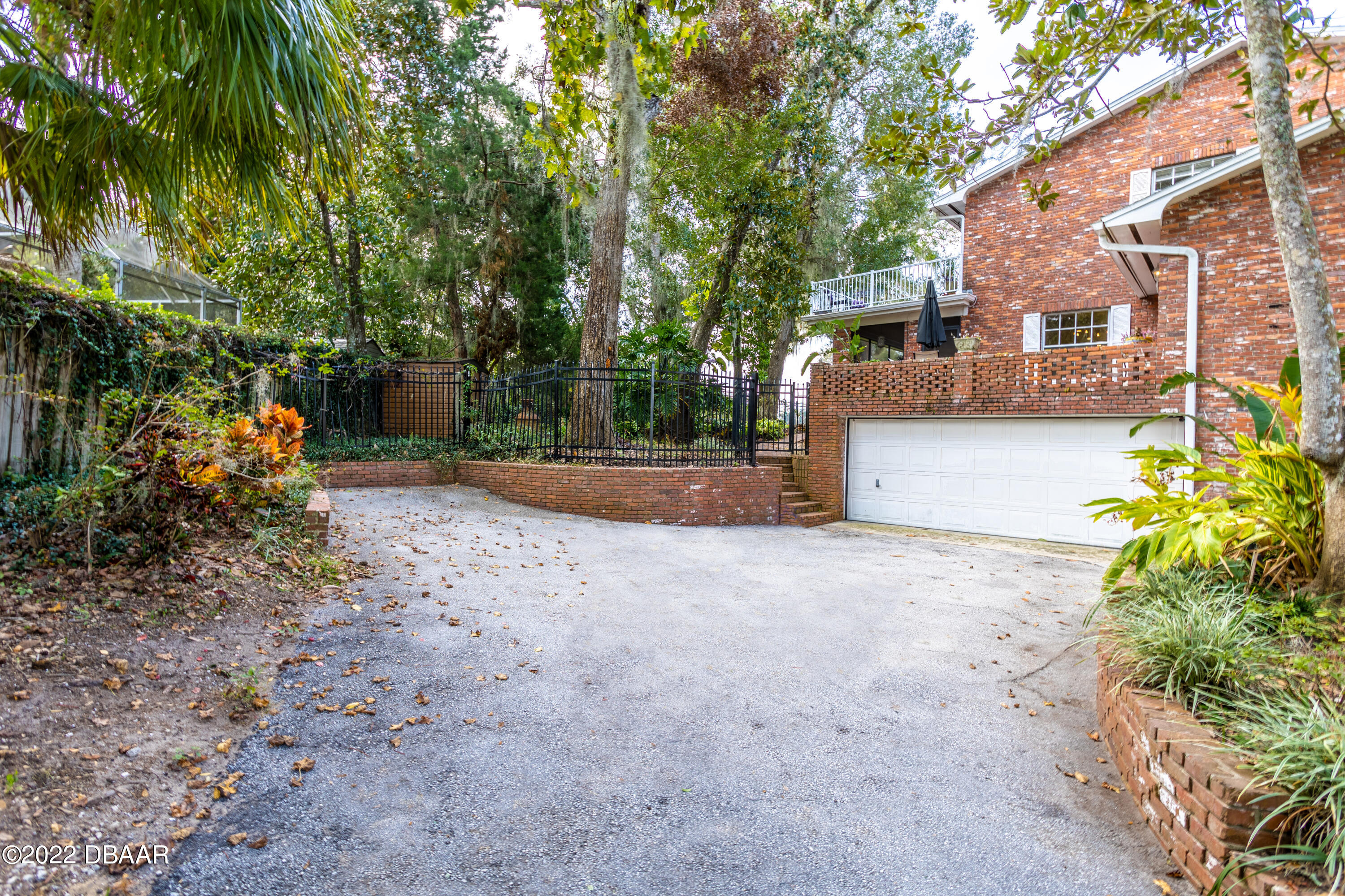 82 North St Andrews Drive Ormond Beach, FL 32174 - Photo 5 of 60 Garage Entryway