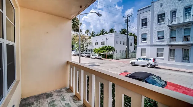 $1,850 | 1150 Euclid Avenue, Unit 111, Miami Beach, FL 33139