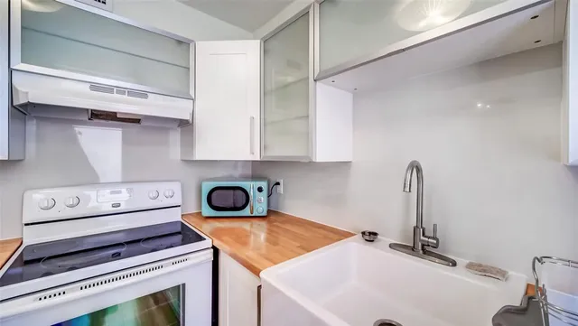 $1,850 | 1150 Euclid Avenue, Unit 111, Miami Beach, FL 33139