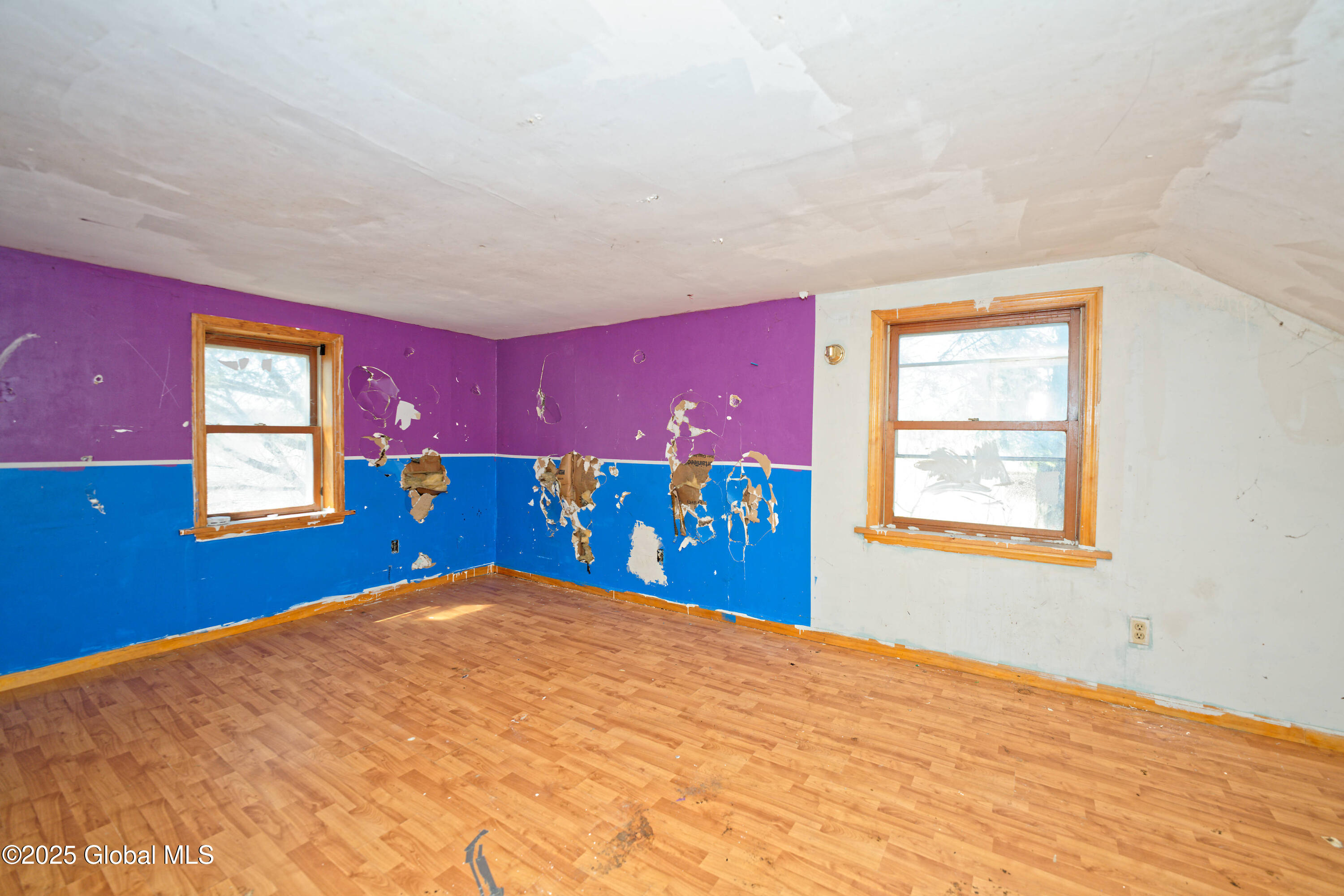 1135 Sacandaga Road Schenectady, NY 12302 - Photo 23 of 33 4 Bedroom 7