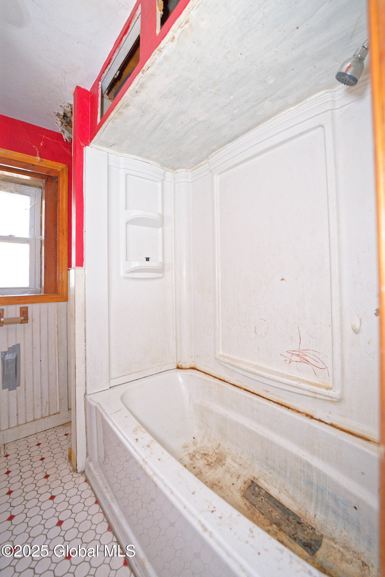 1135 Sacandaga Road Schenectady, NY 12302 - Photo 26 of 33 Bathroom 2