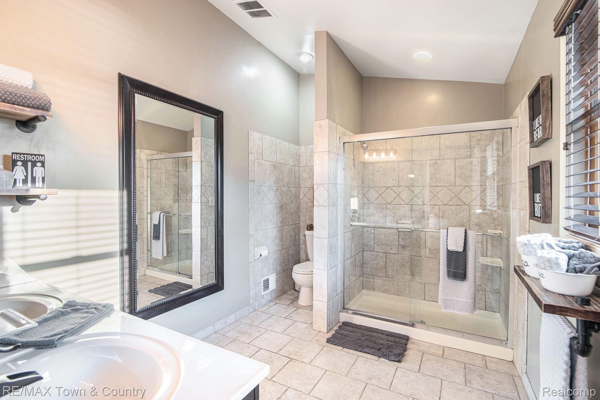 8101 North Nichols Road Flushing, MI 48433 - Photo 16 of 41 24.jpg