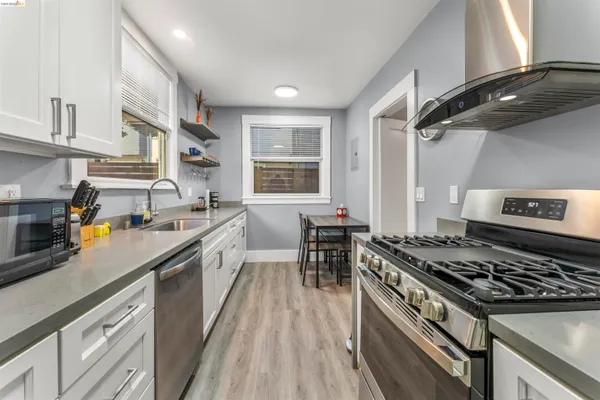 $1,600,000 | 2421 Hilgard Avenue, Berkeley, CA 94709