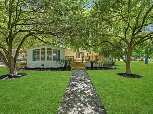 $364,500 | 117 River Boat Bend, Dayton, TX 77535