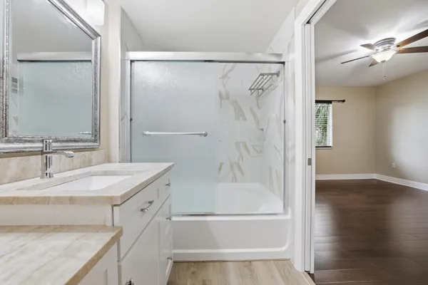 $2,600 | 6559 Emerald Dunes Drive, Unit 308, West Palm Beach, FL 33411
