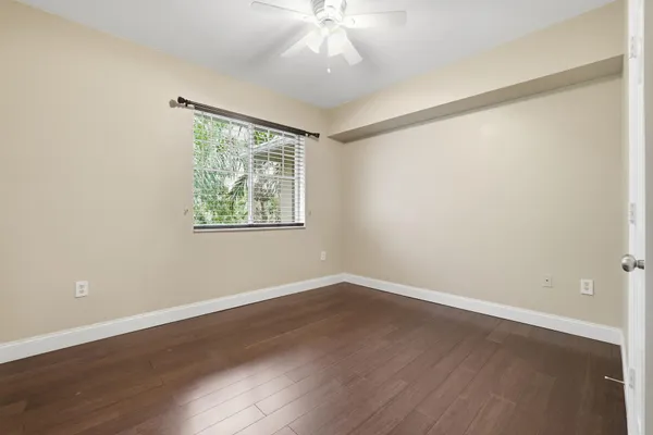 $2,600 | 6559 Emerald Dunes Drive, Unit 308, West Palm Beach, FL 33411